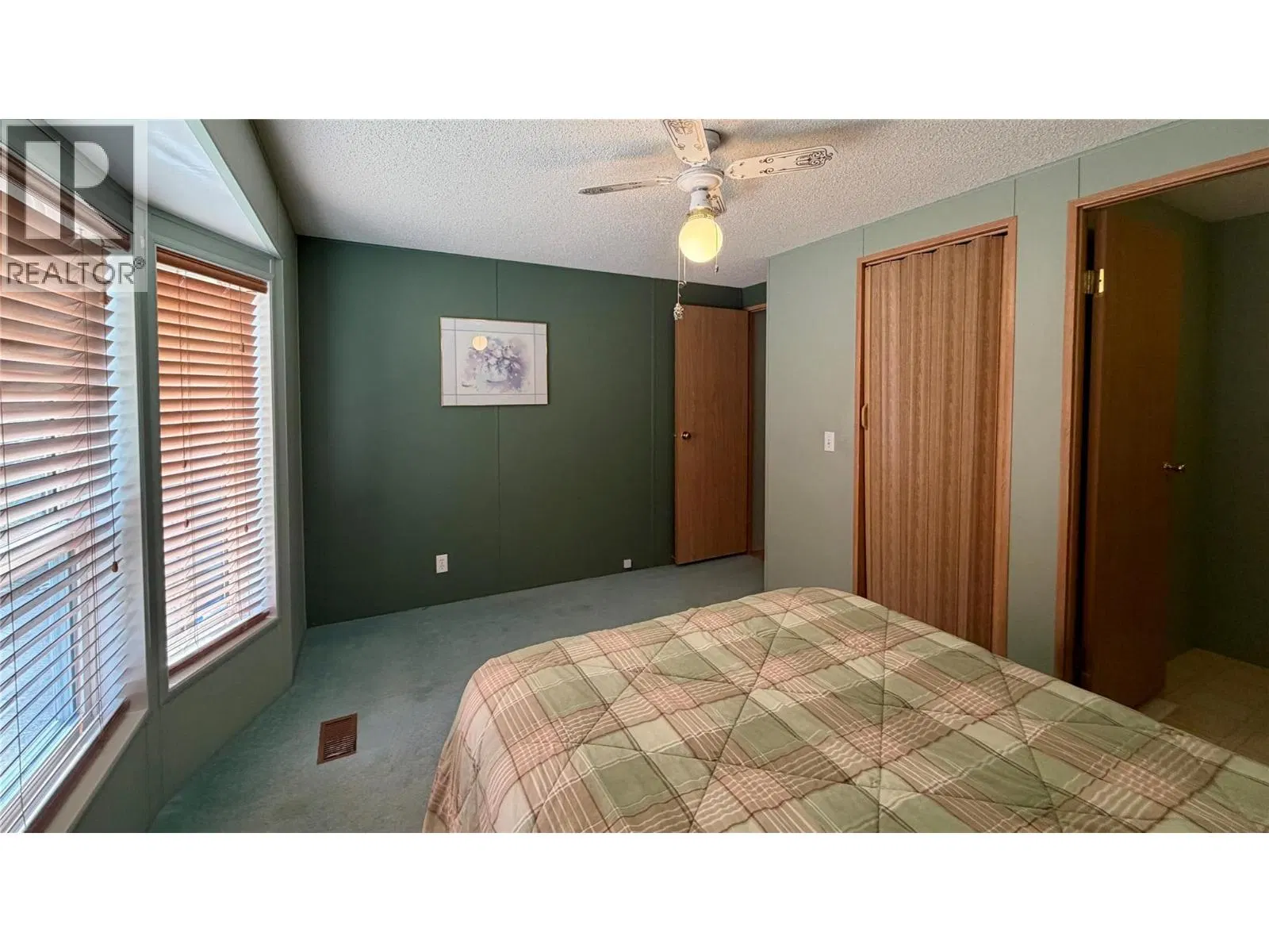 Photo 3 of 21 at #4 – 1500 Neimi Road