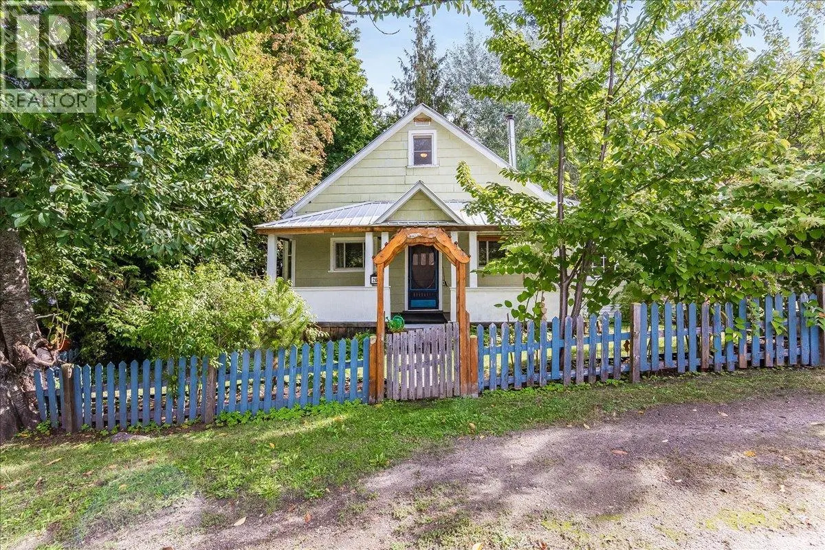 Photo 3 of 46 at 262 2nd Avenue