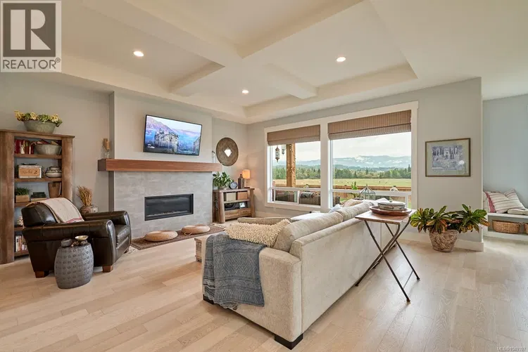 Photo 5 of 44 at 419 RIDGEFIELD Drive