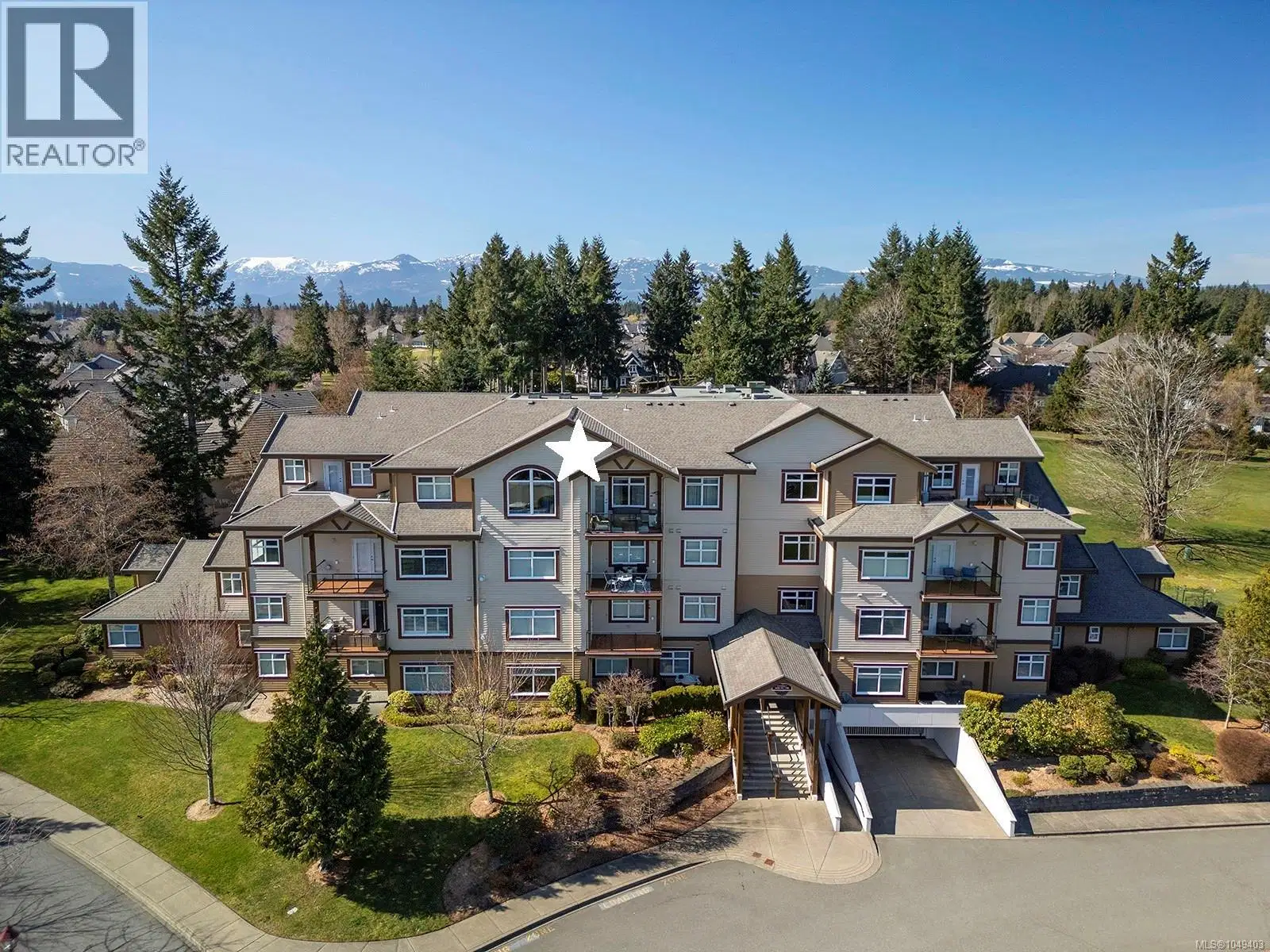#144 – 3666 Royal Vista Way