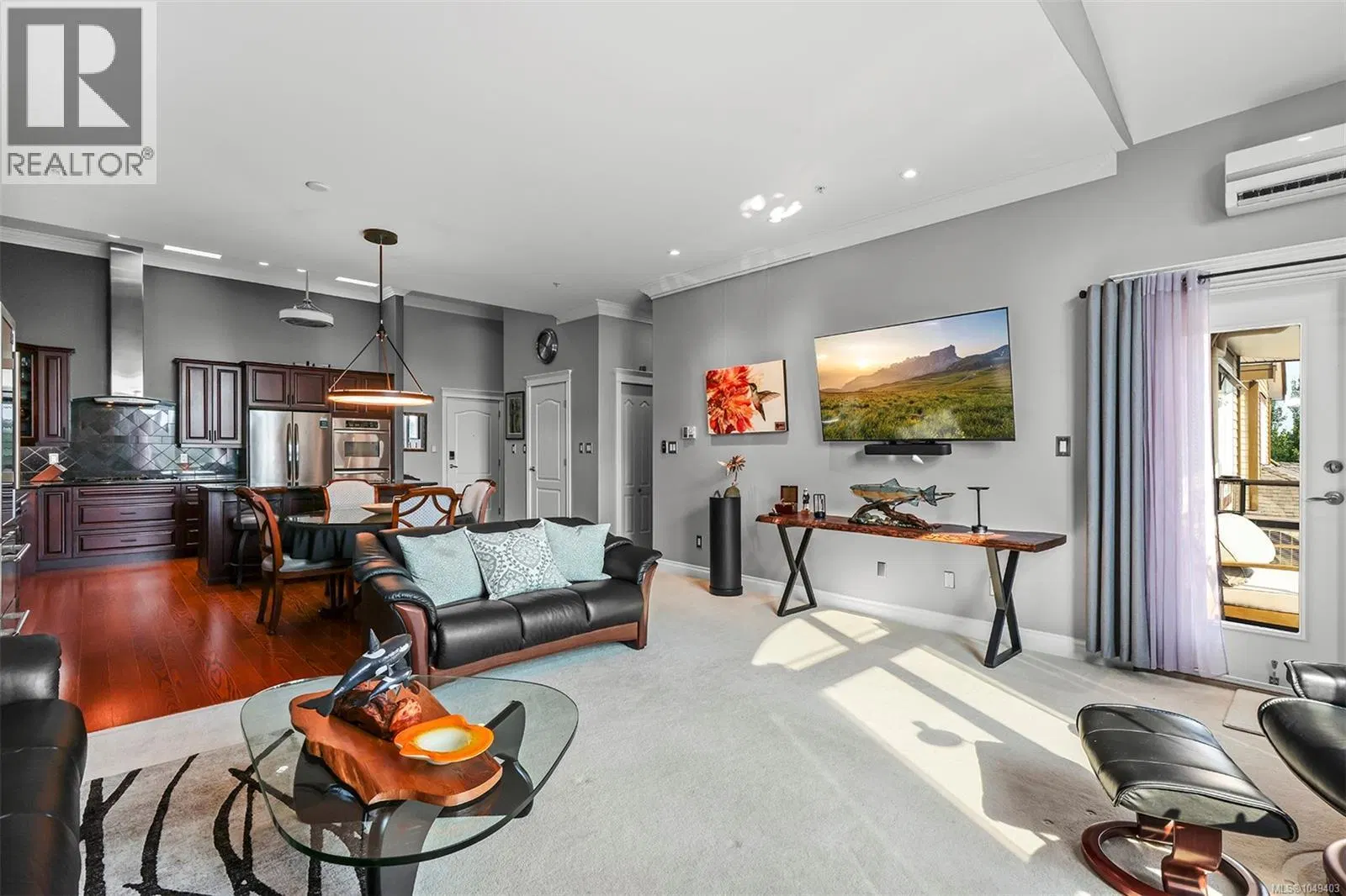 Photo 5 of 28 at #144 – 3666 Royal Vista Way