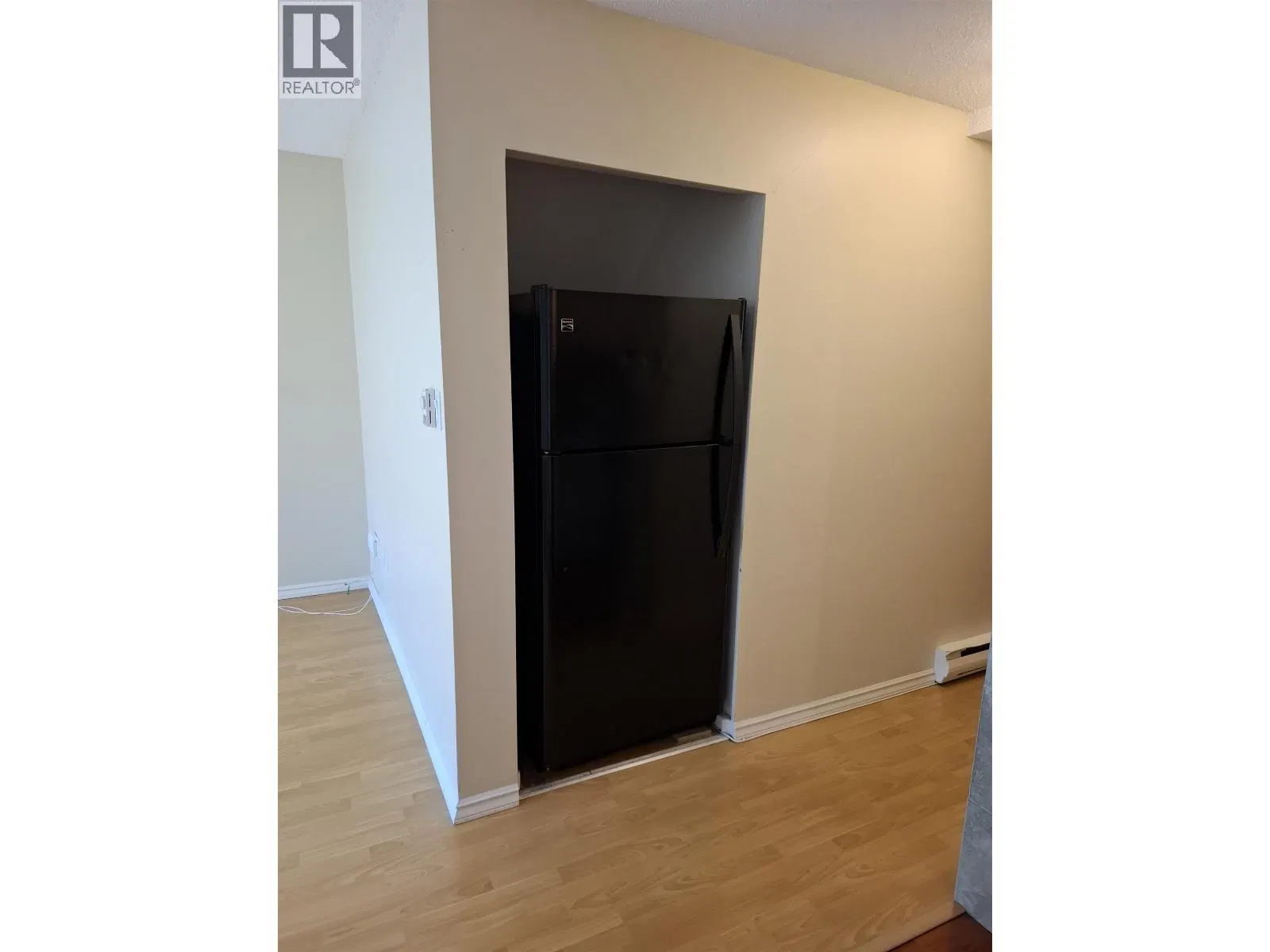 Photo 5 of 18 at #204 – 8020 COLONIAL Drive