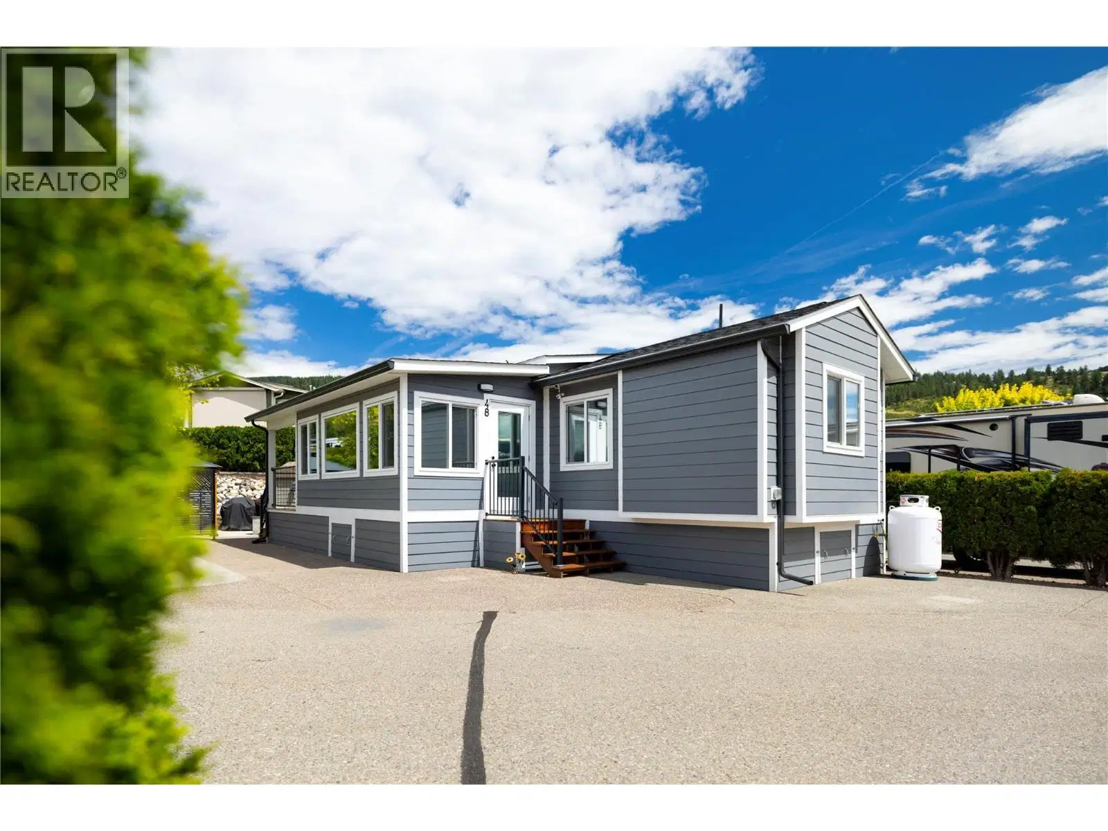 #48 – 8000 Highland Road