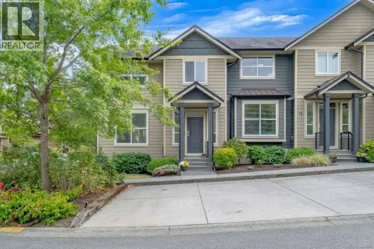 #15 – 3101 Cliffs Road