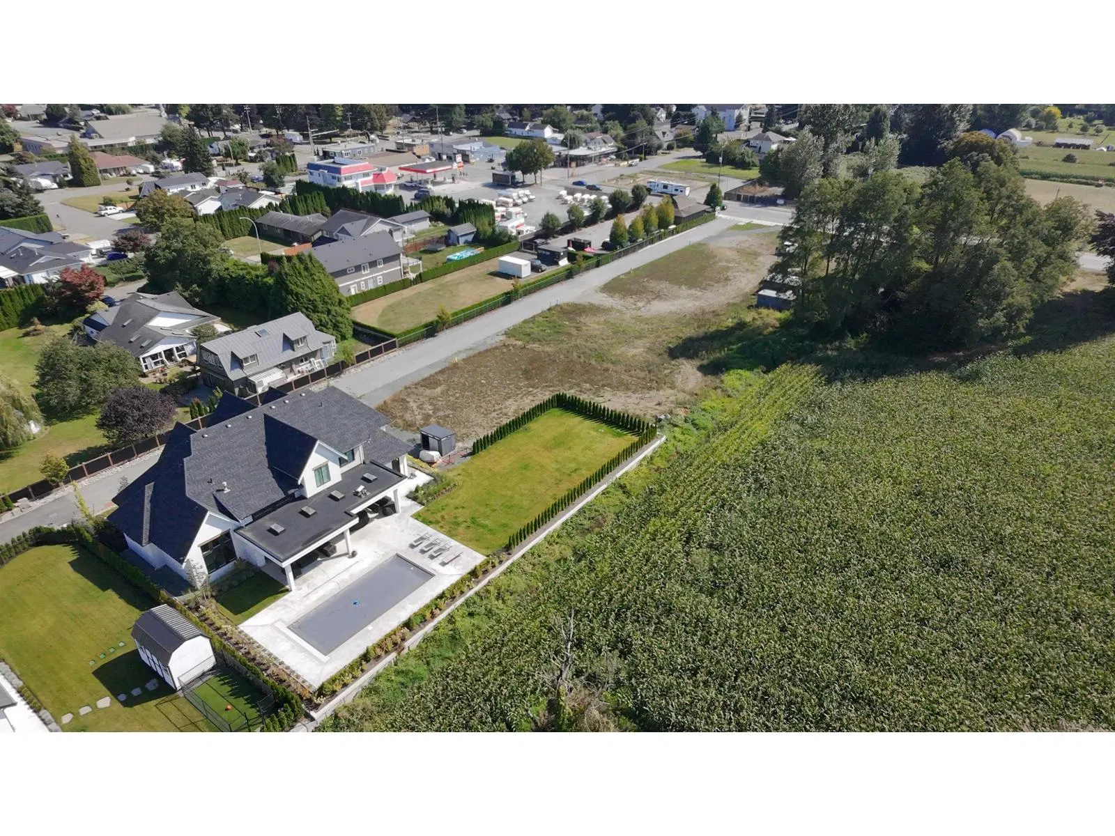 Photo 5 of 14 at 42159 YARROW CENTRAL Road