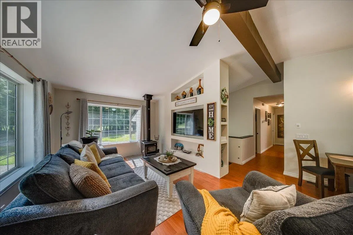 Photo 4 of 58 at 210 & 206 BELMOND Road