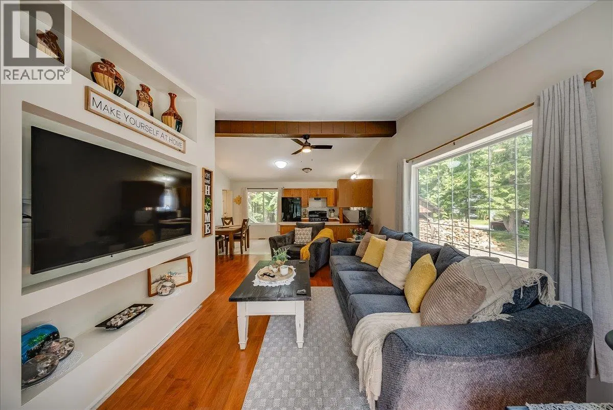Photo 5 of 58 at 210 & 206 BELMOND Road