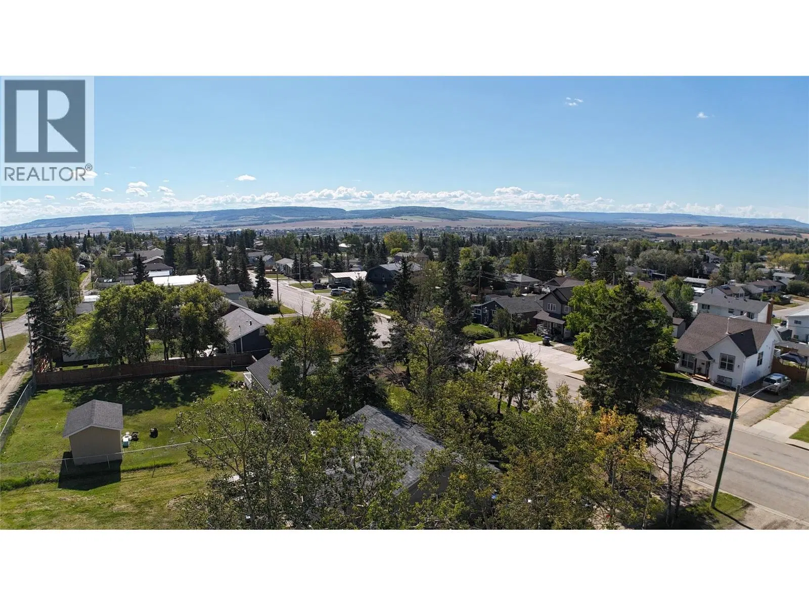 Photo 5 of 25 at 9108 8 Street