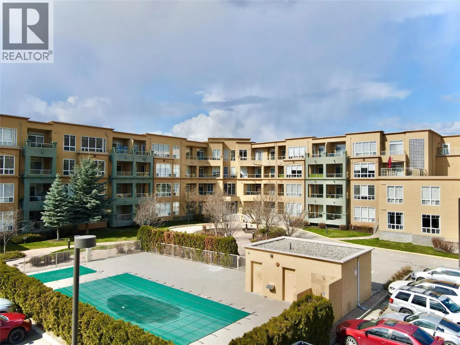Photo 1 of 21 at #105 – 3550 Woodsdale Road