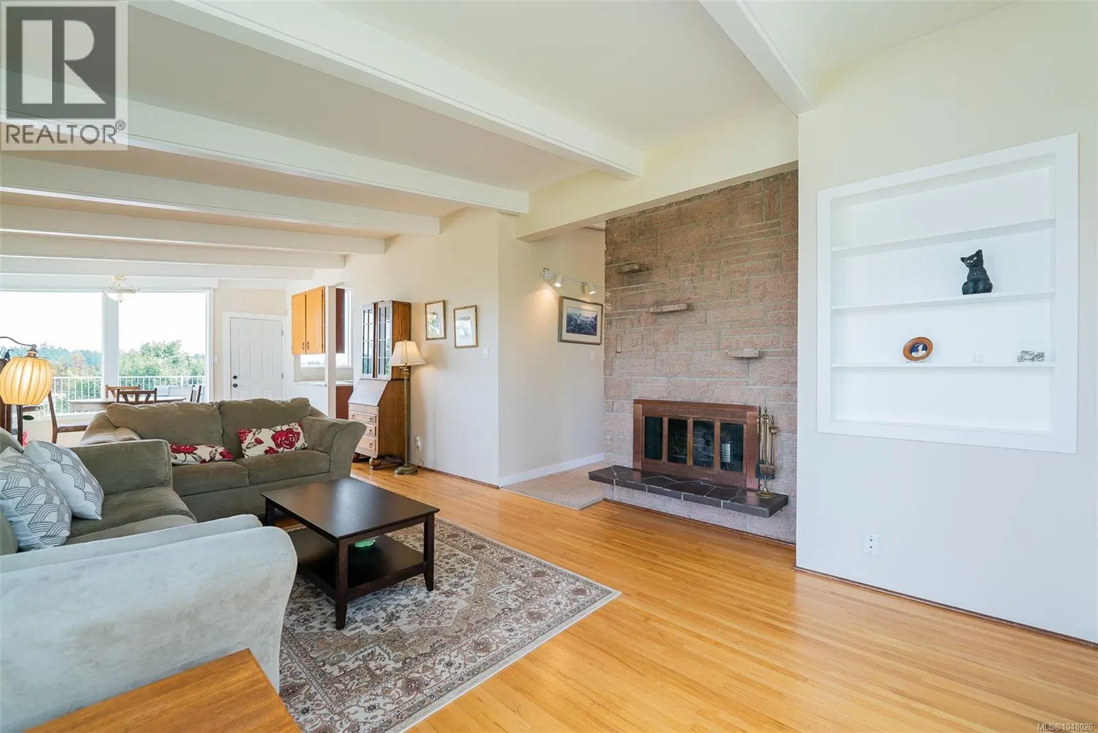 Photo 5 of 31 at 1330 Belford Avenue