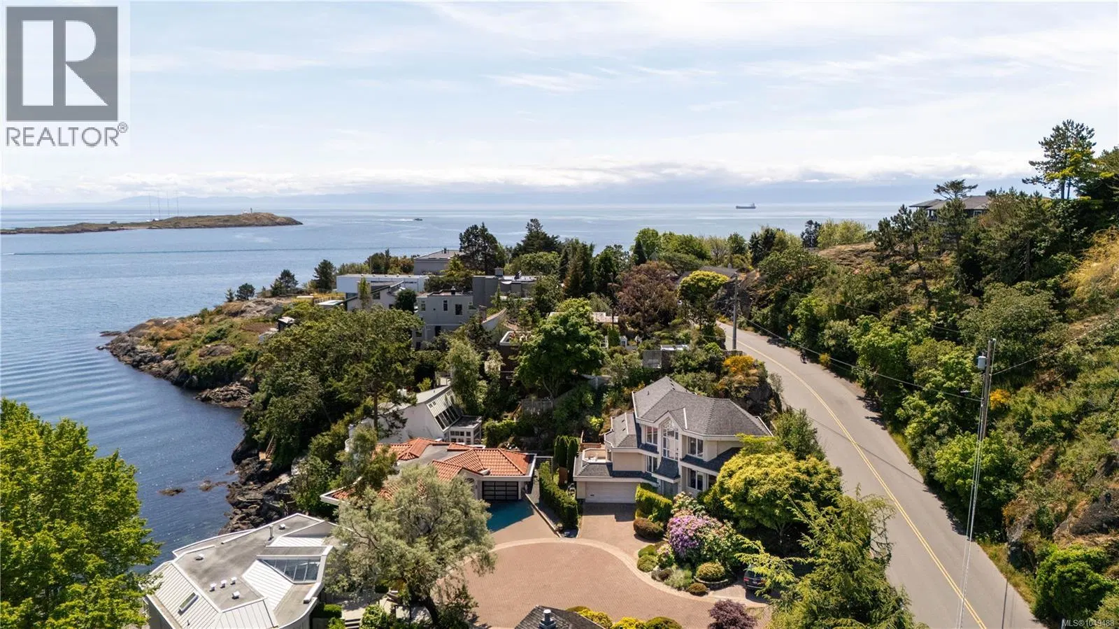 Photo 1 of 41 at 335 King George Terrace