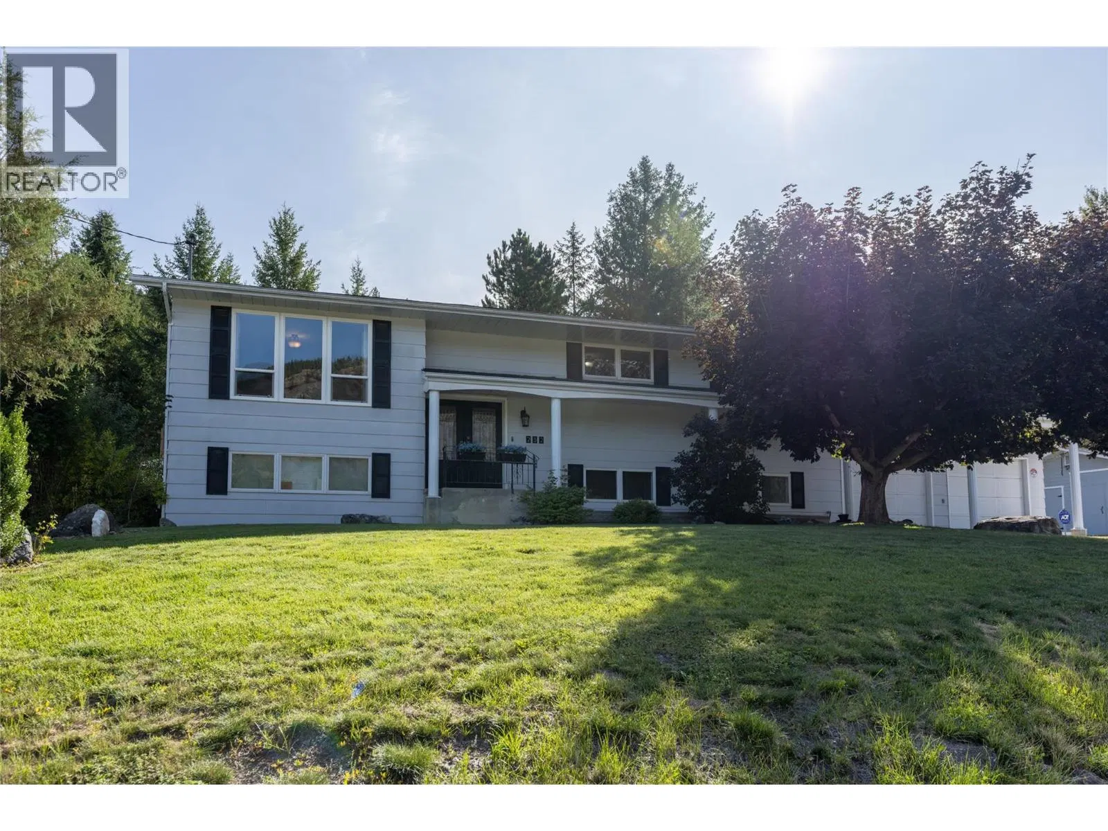 Photo 4 of 66 at 232 Everette Avenue