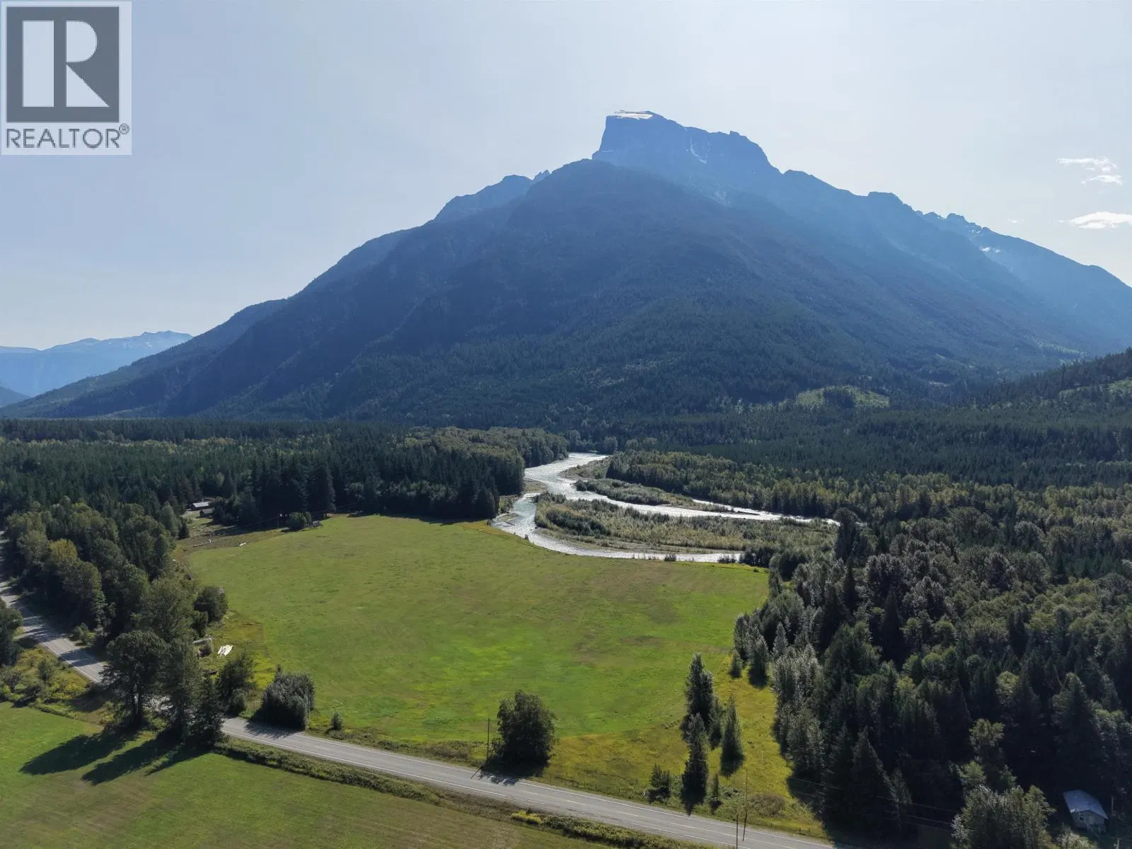 Photo 4 of 40 at SW 1/4 – 4892 MACKENZIE 20 Highway