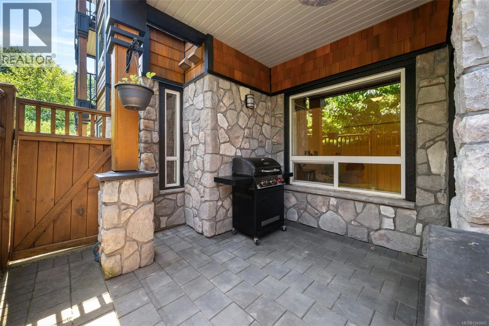 Photo 4 of 30 at #105 – 101 Nursery Hill Drive