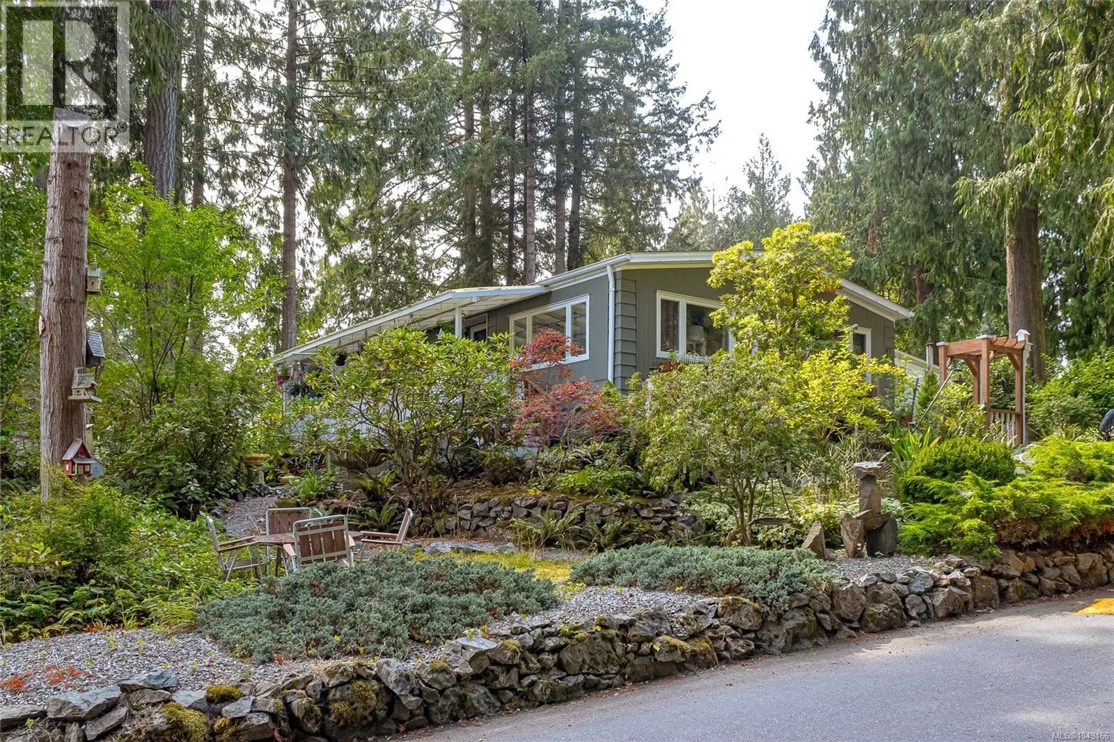 Photo 3 of 32 at #47 – 5838 Blythwood Road