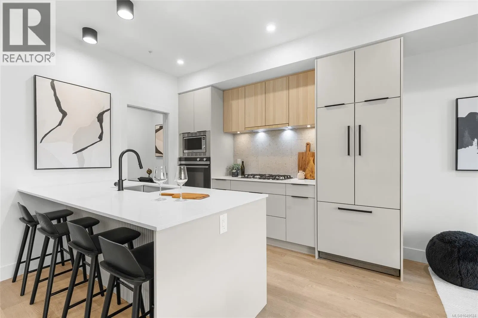 #408 – 2341 Bear Mountain Parkway