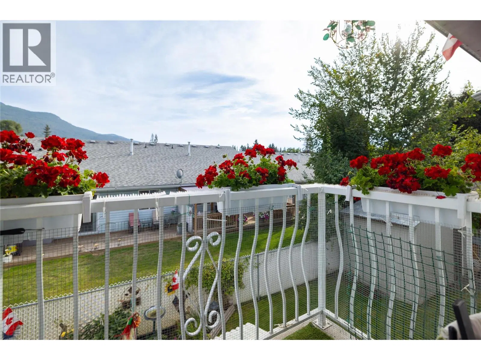 Photo 2 of 27 at #207 – 2985 Smith Drive