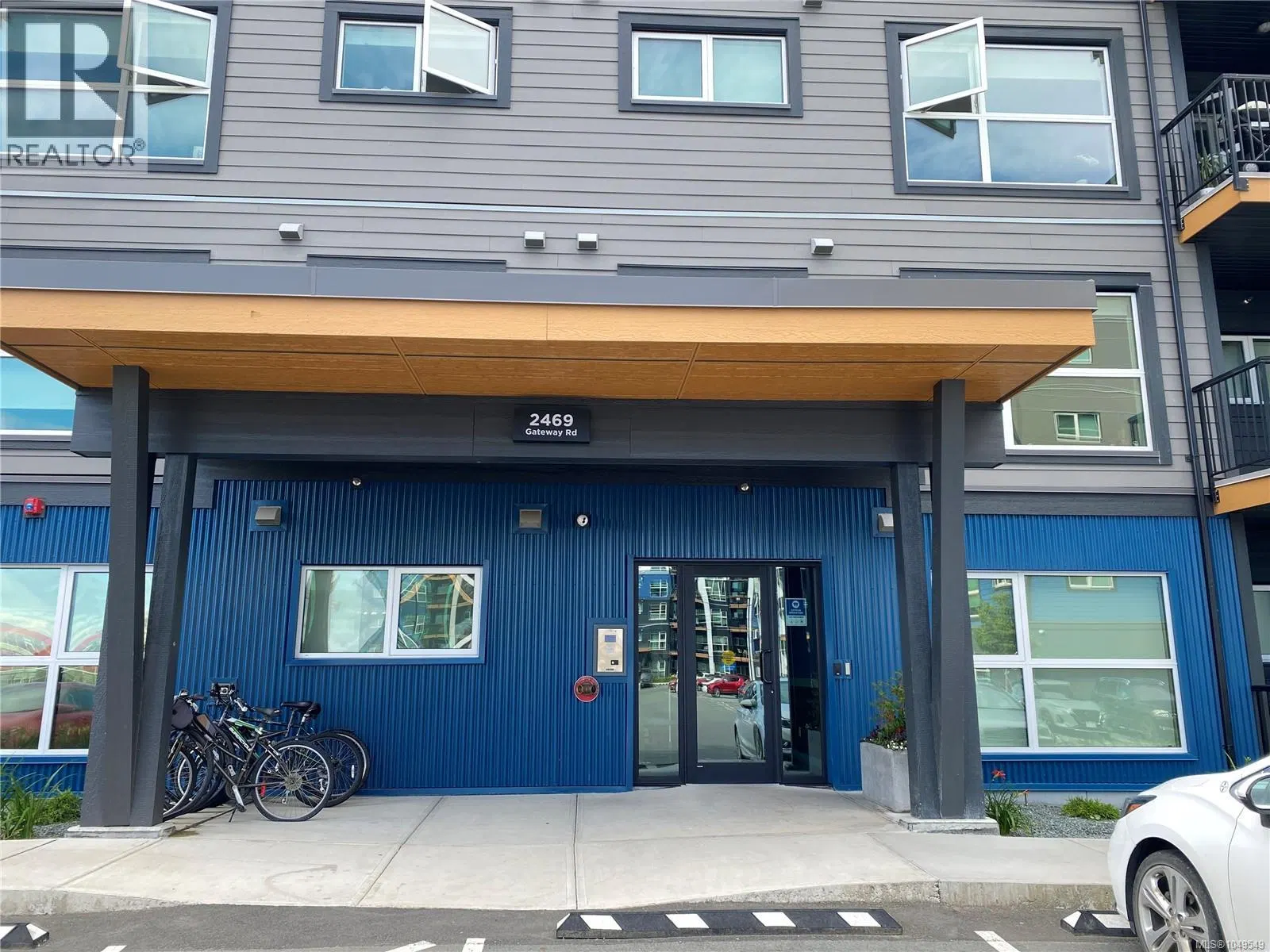 Photo 2 of 15 at #404 – 2469 Gateway Road