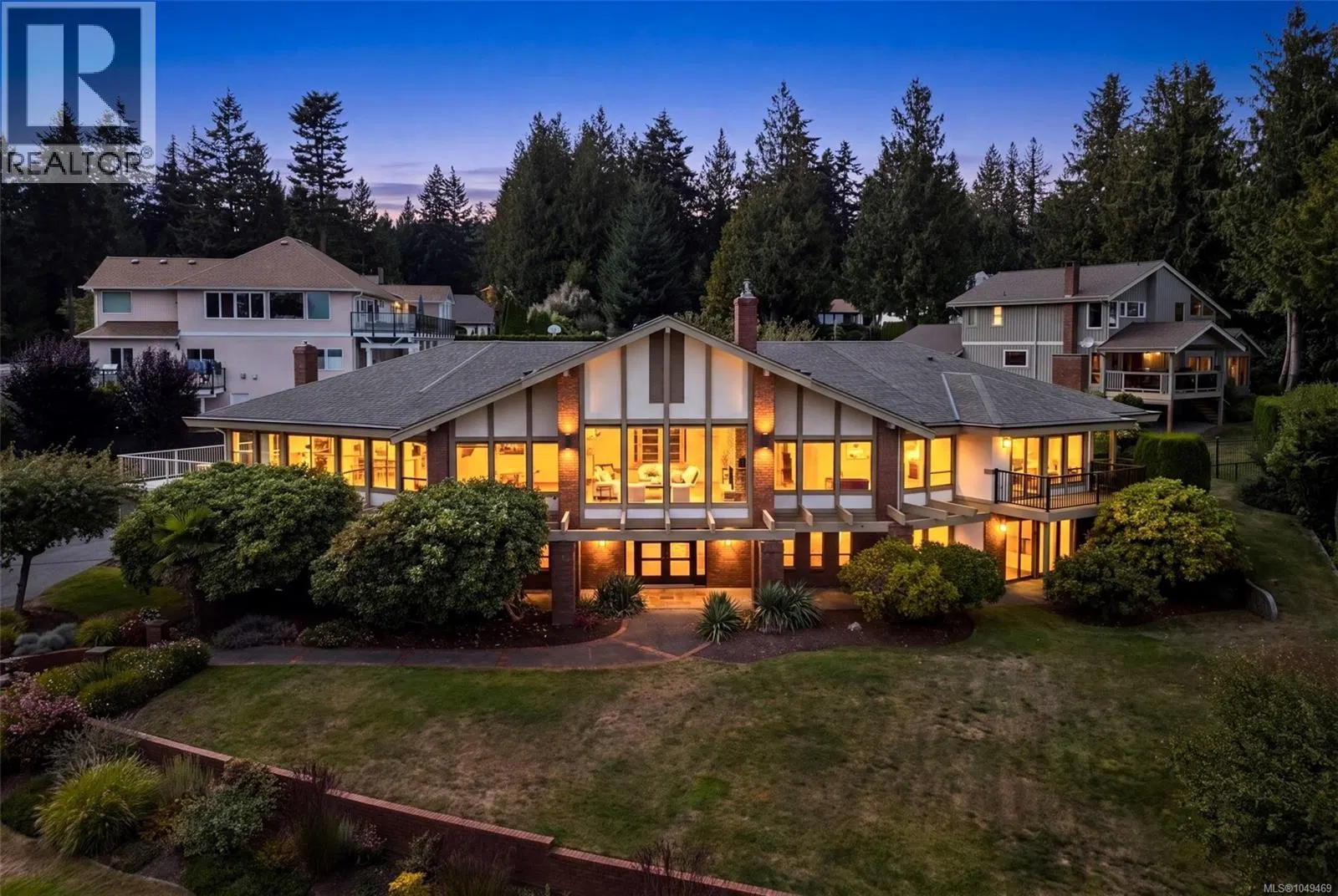 8798 Forest Park Drive