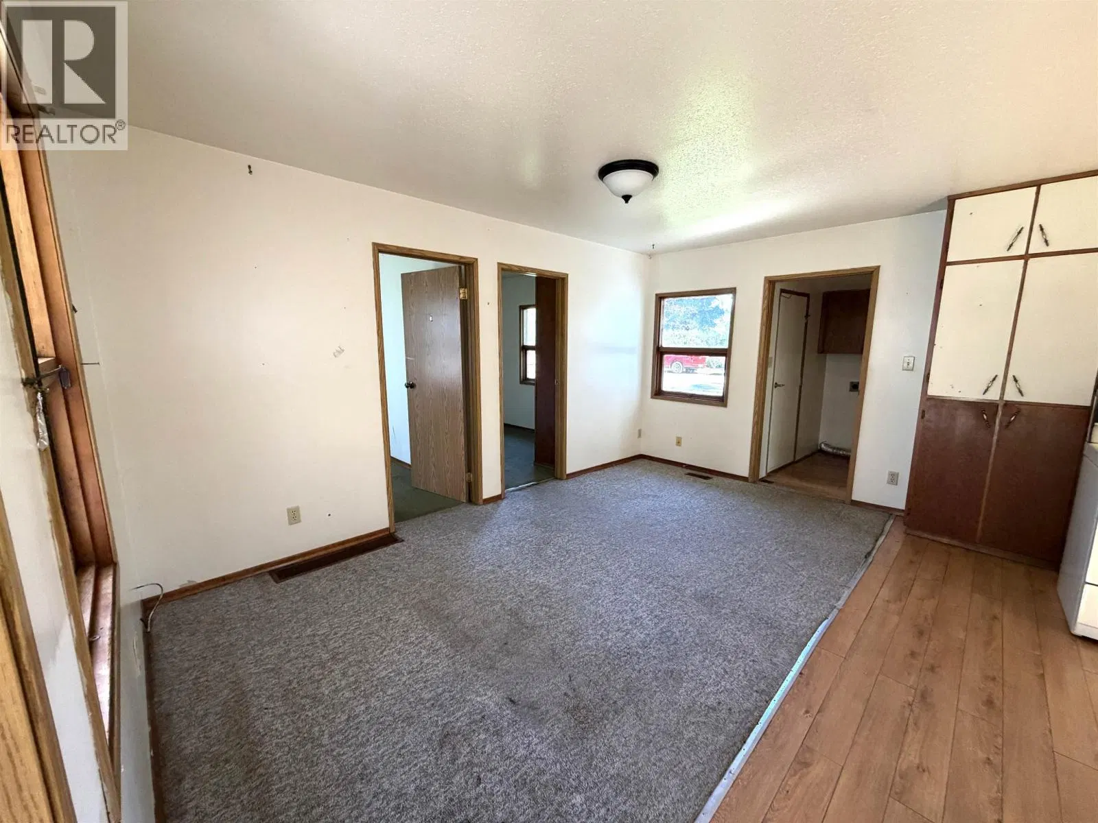Photo 3 of 10 at 3715 2ND Avenue