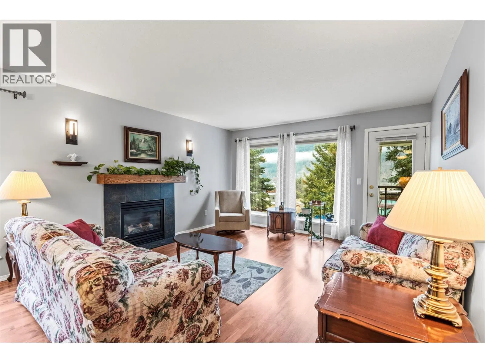 Photo 4 of 56 at #54 – 2675 Pine Avenue