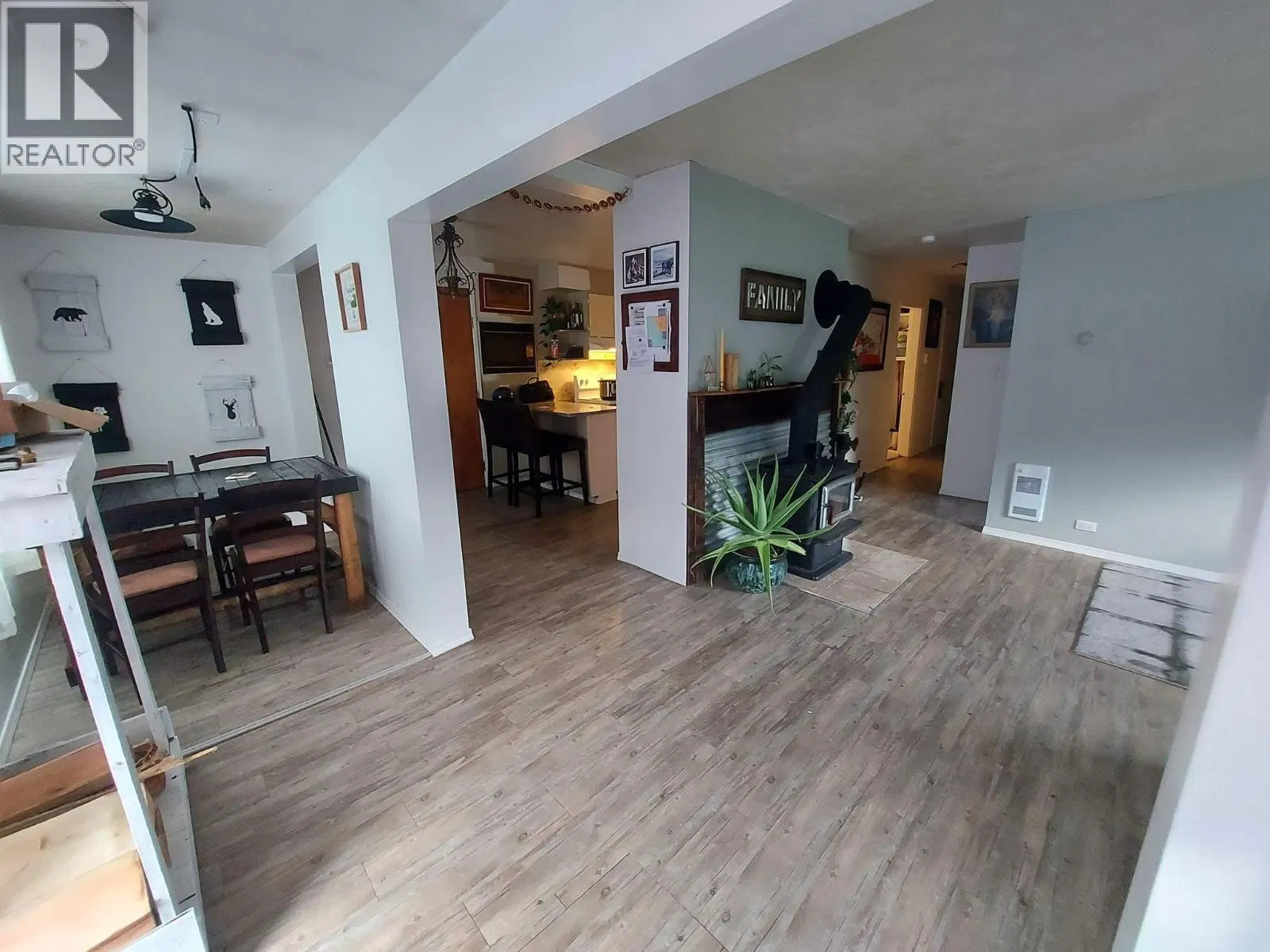 Photo 4 of 17 at 259 MCEWEN Road