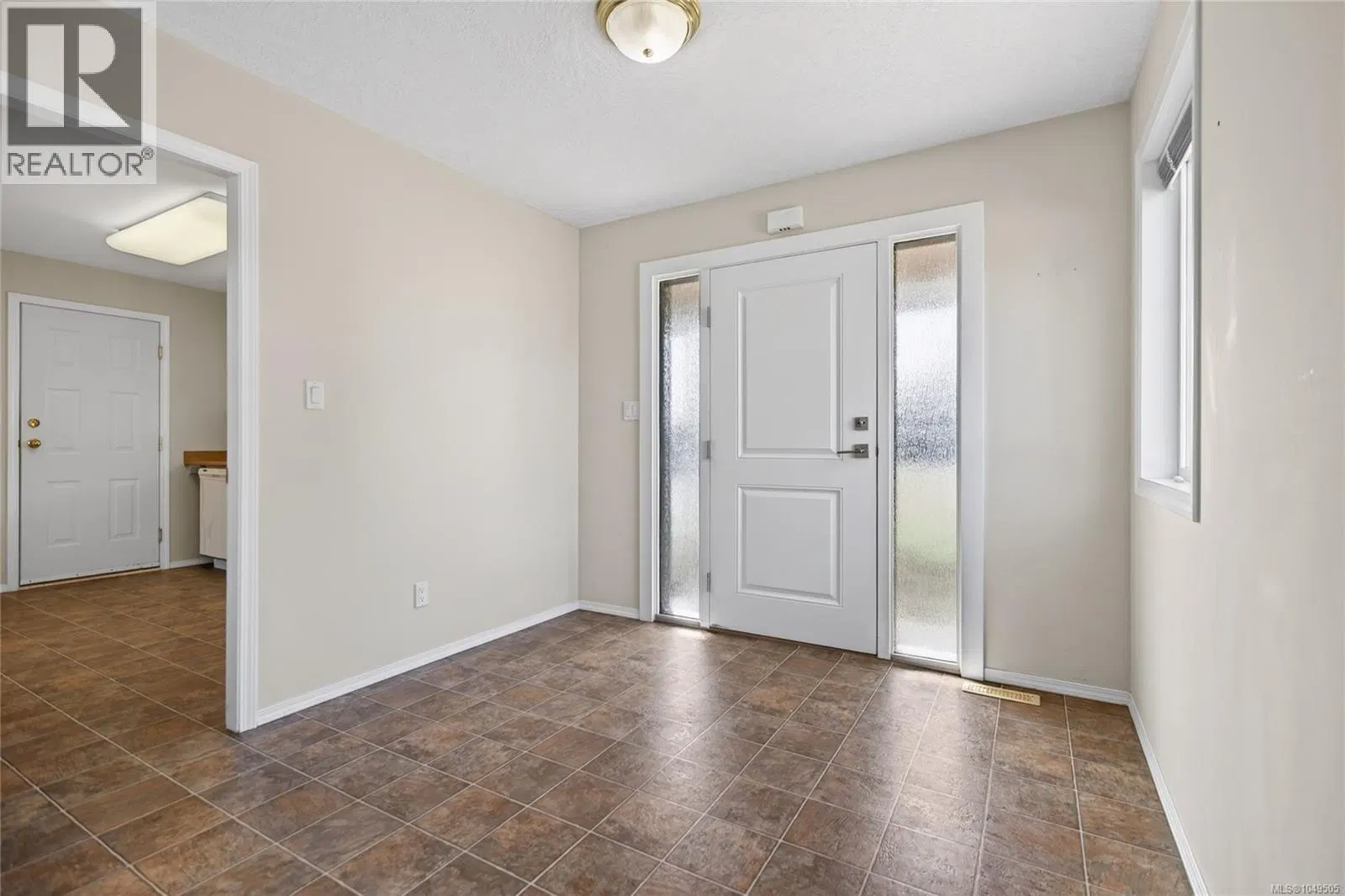 Photo 4 of 74 at 1268 Miller Road