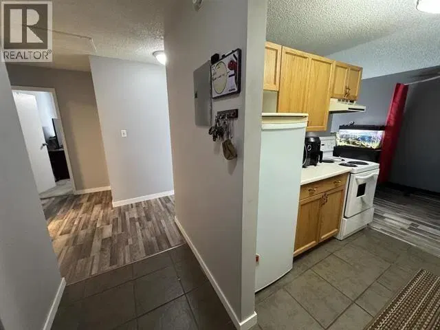 Photo 3 of 11 at #105 – 10216 102 Avenue