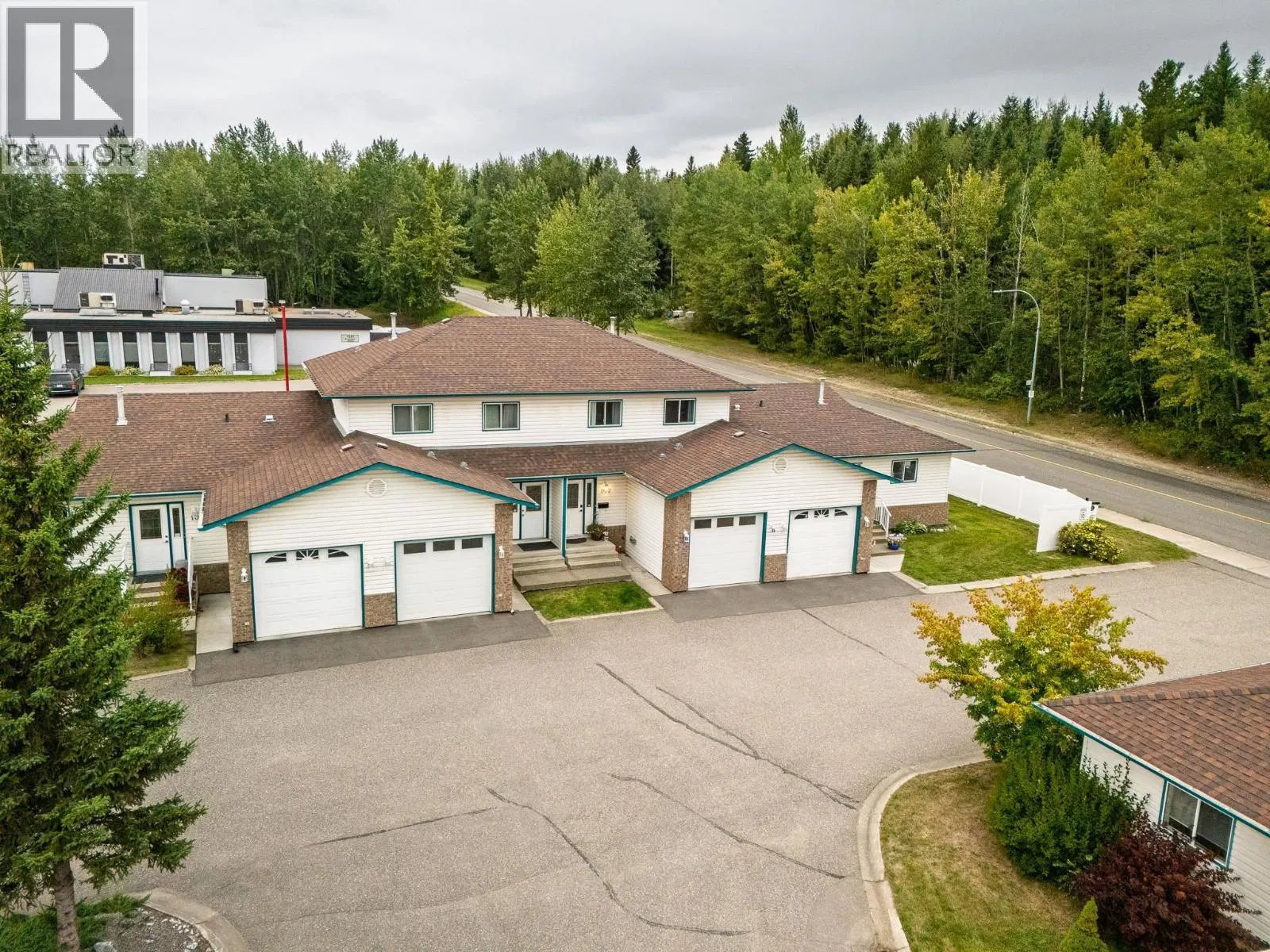 Photo 1 of 28 at #102 – 7180 ST LAWRENCE Avenue