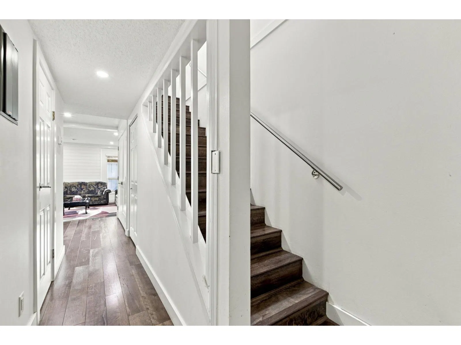 Photo 4 of 22 at #150 – 7474 138 Street
