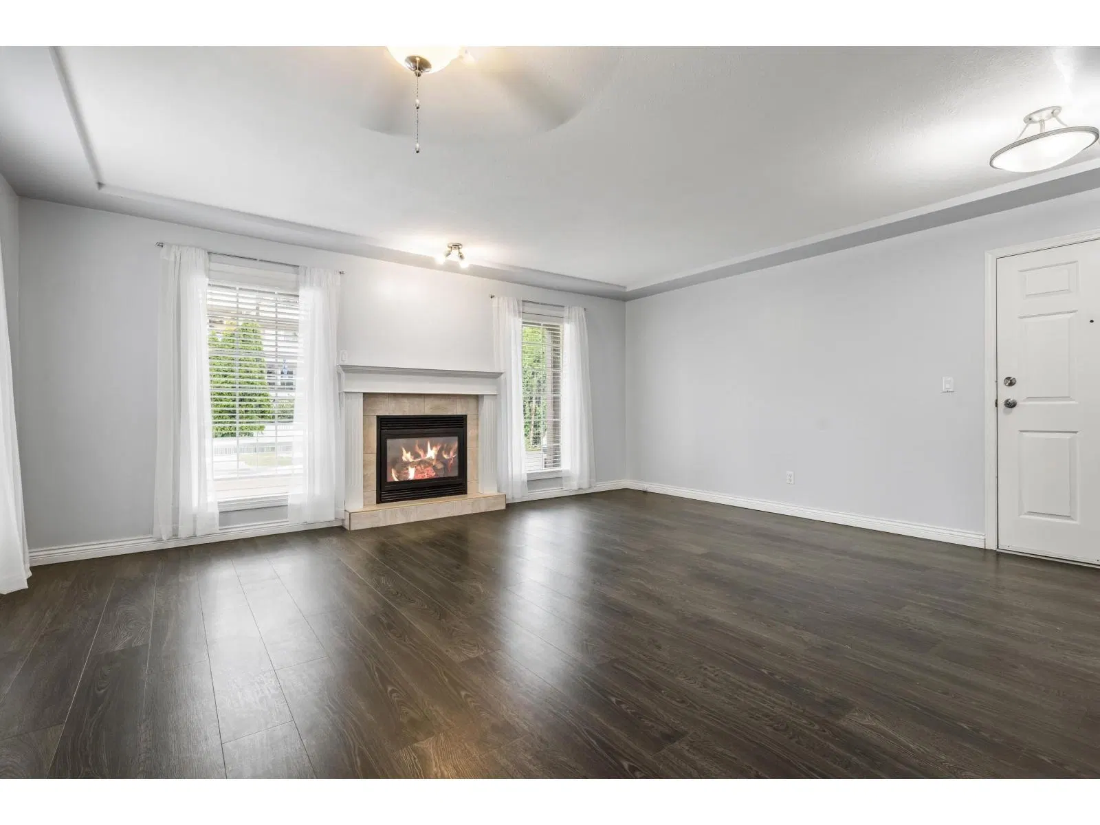 Photo 4 of 29 at #1 & 3 – 46008 BOLE Avenue