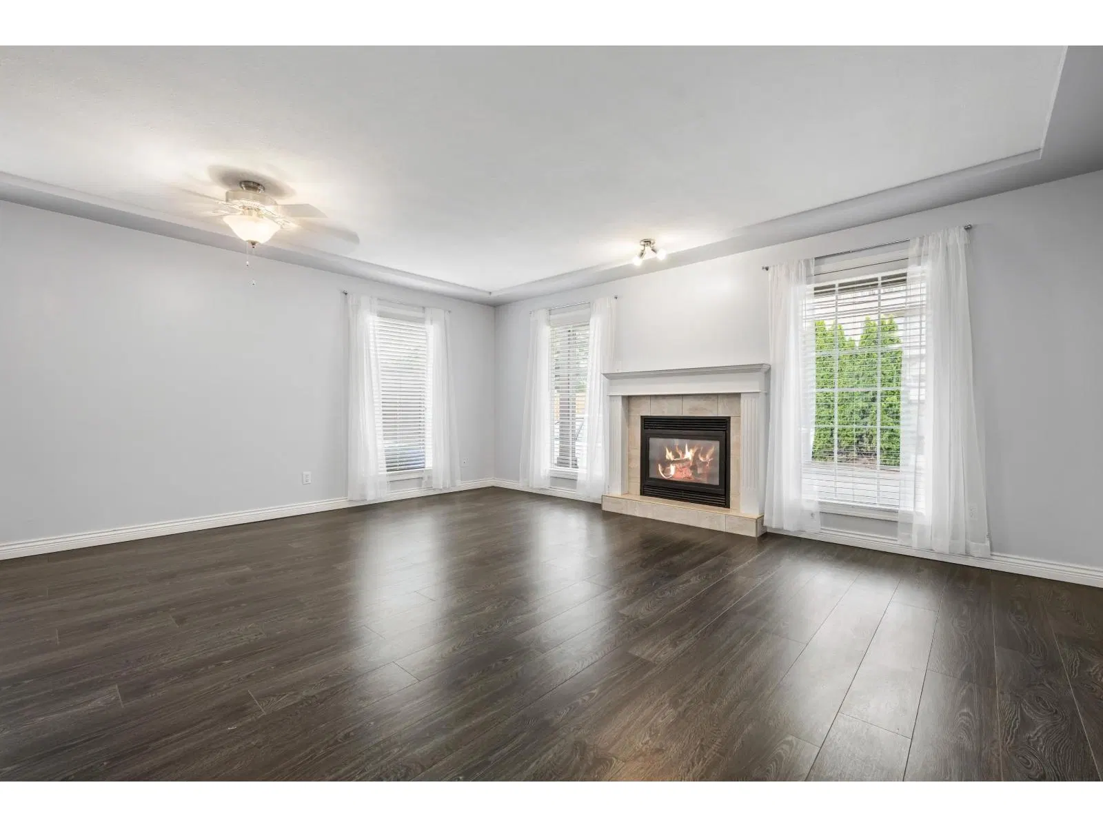 Photo 5 of 29 at #1 & 3 – 46008 BOLE Avenue