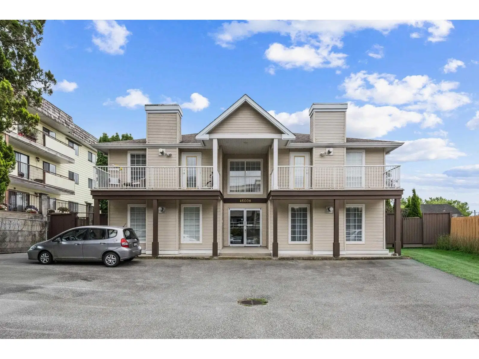 #2 & 4 – 46008 BOLE Avenue
