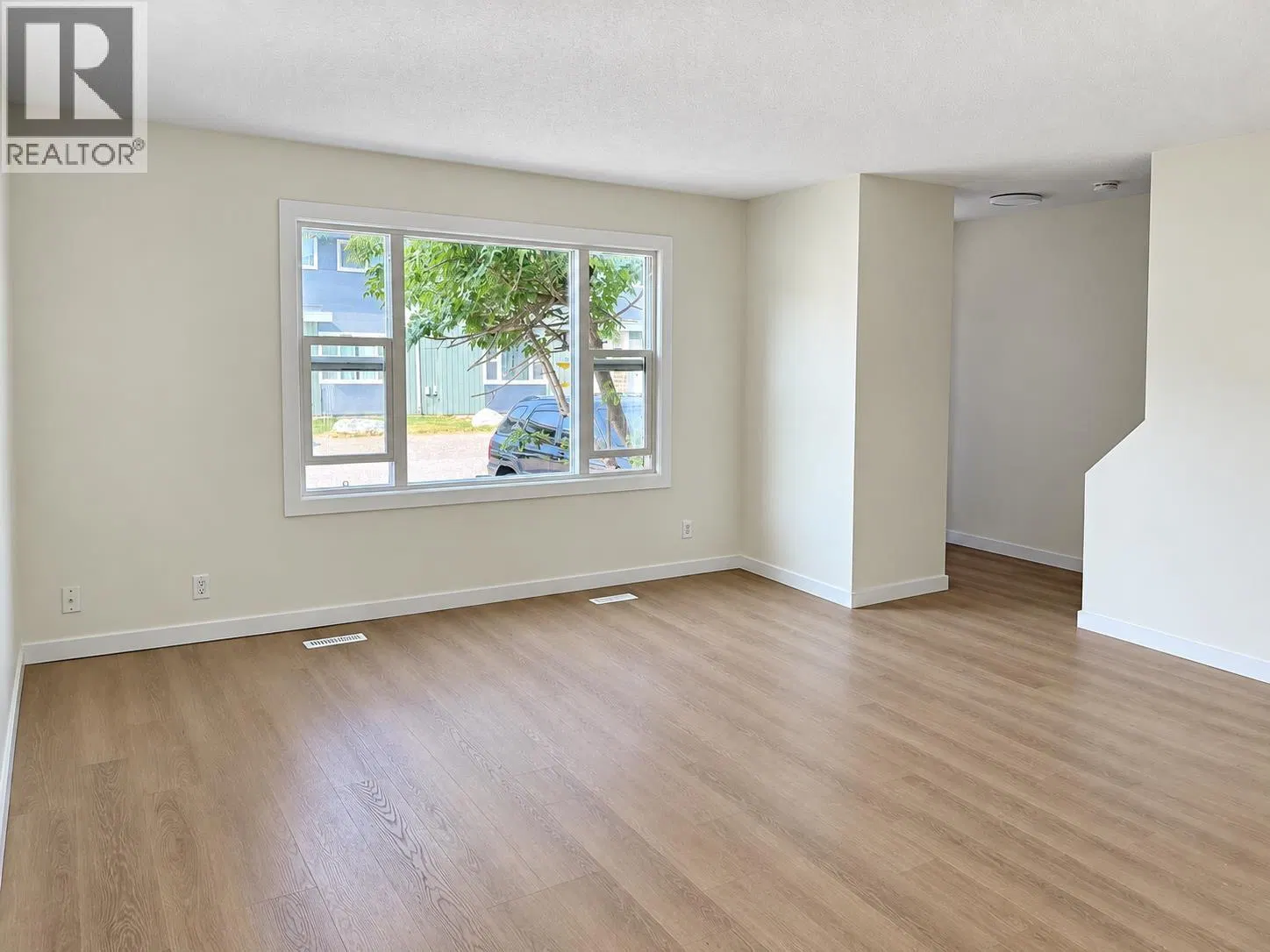 Photo 5 of 12 at H107 – 1900 STRATHCONA Avenue