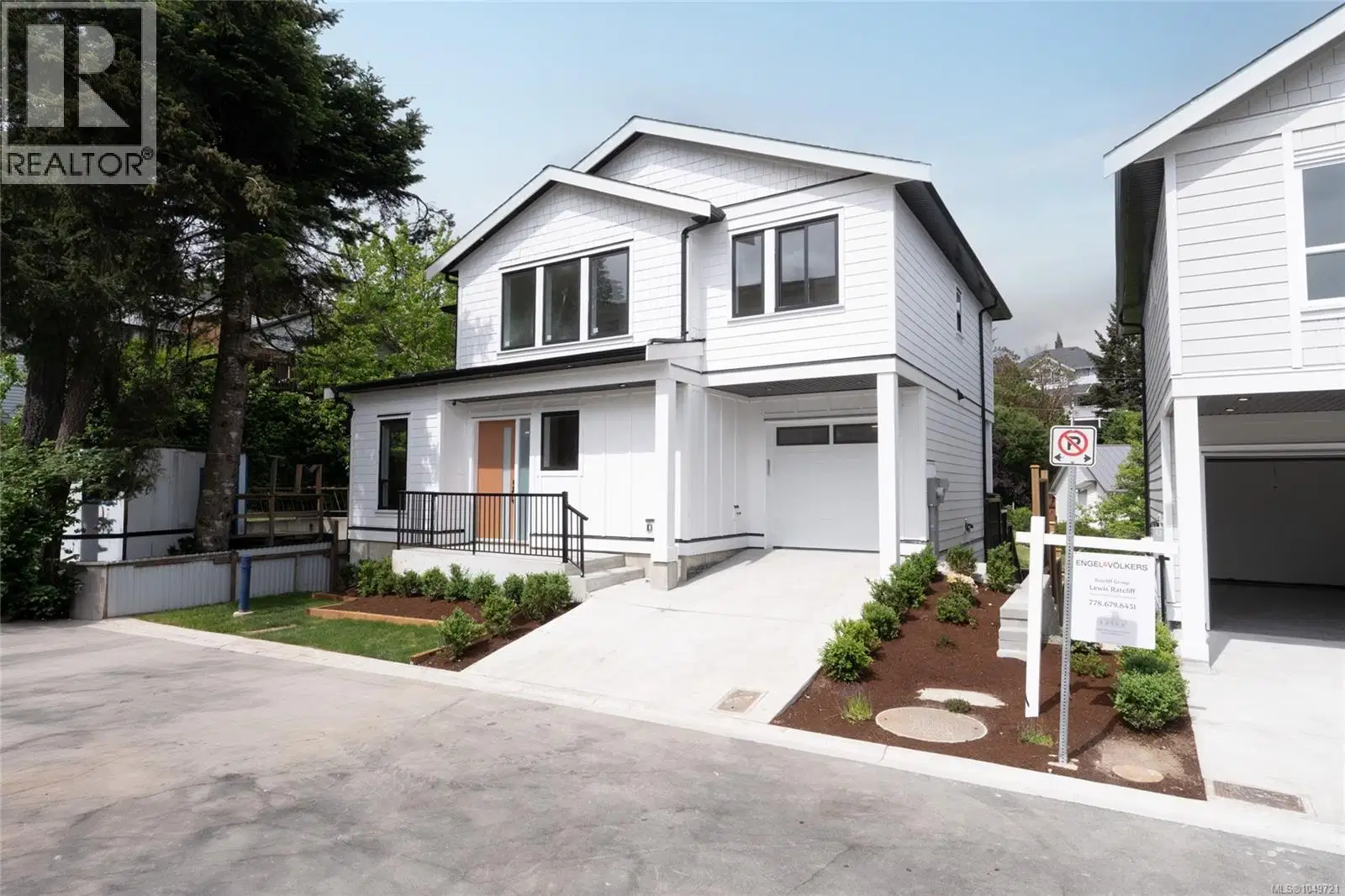 561 Belford Place