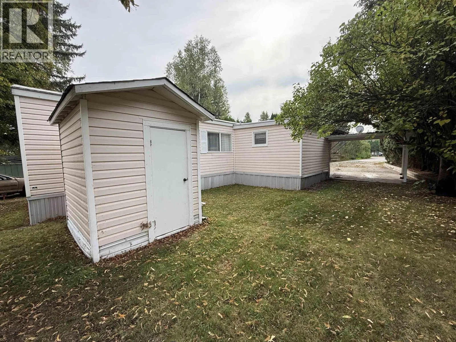 Photo 3 of 37 at #25 – 654 NORTH FRASER Drive