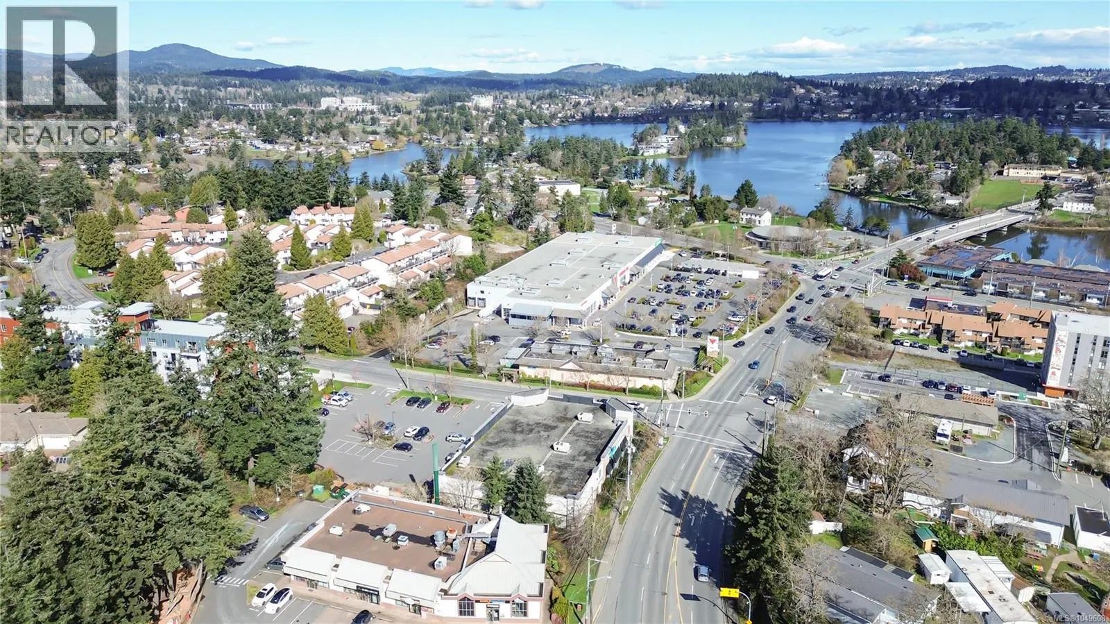 Photo 2 of 36 at #5 – 1506 ADMIRALS Road