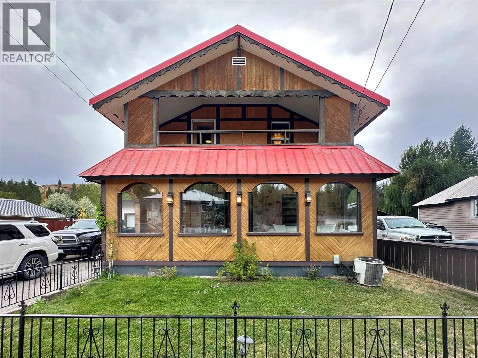 396 BURTON Avenue