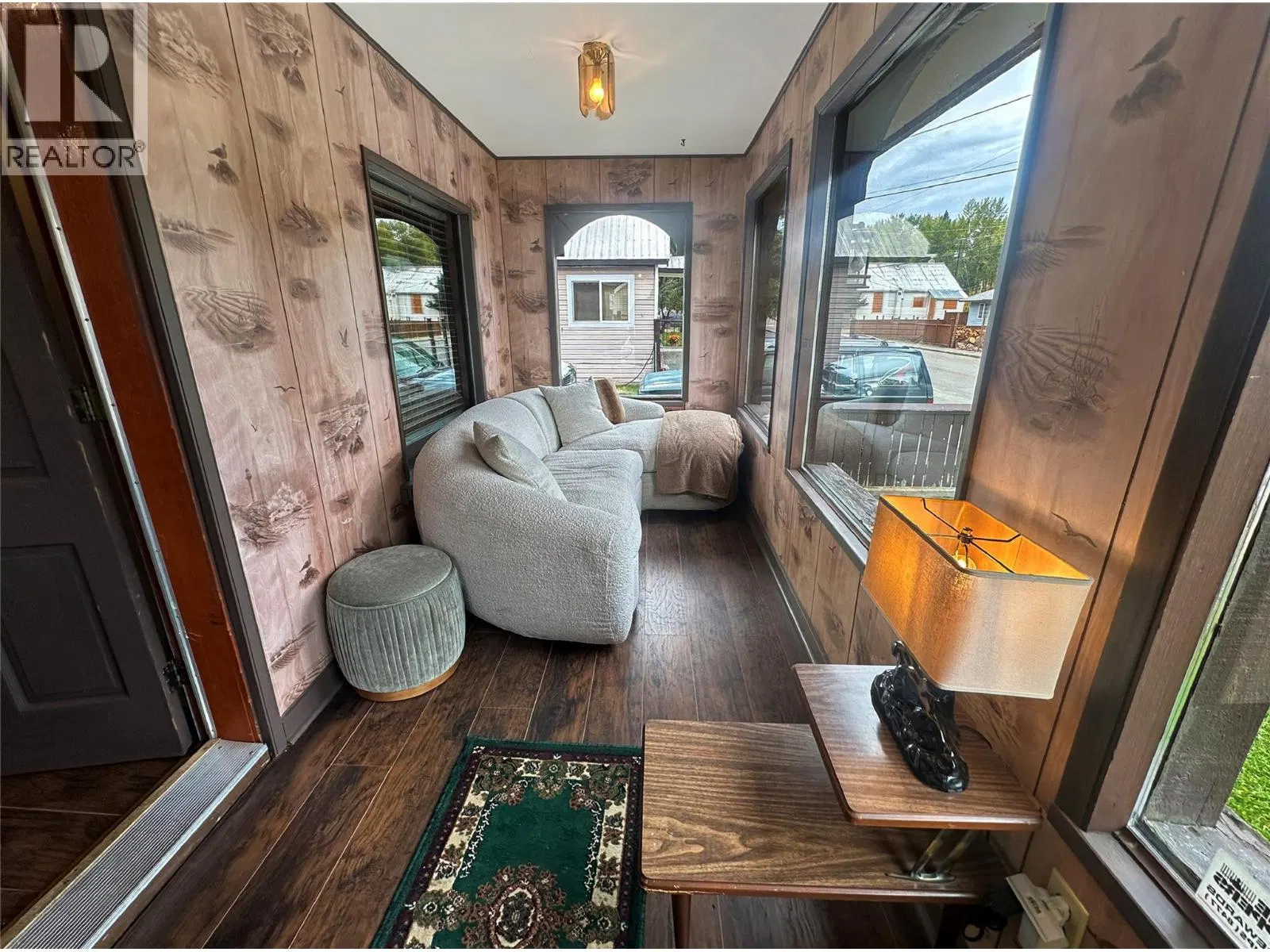 Photo 4 of 36 at 396 BURTON Avenue