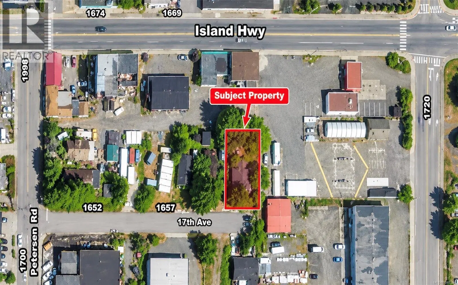Photo 4 of 5 at 1600 17th Avenue