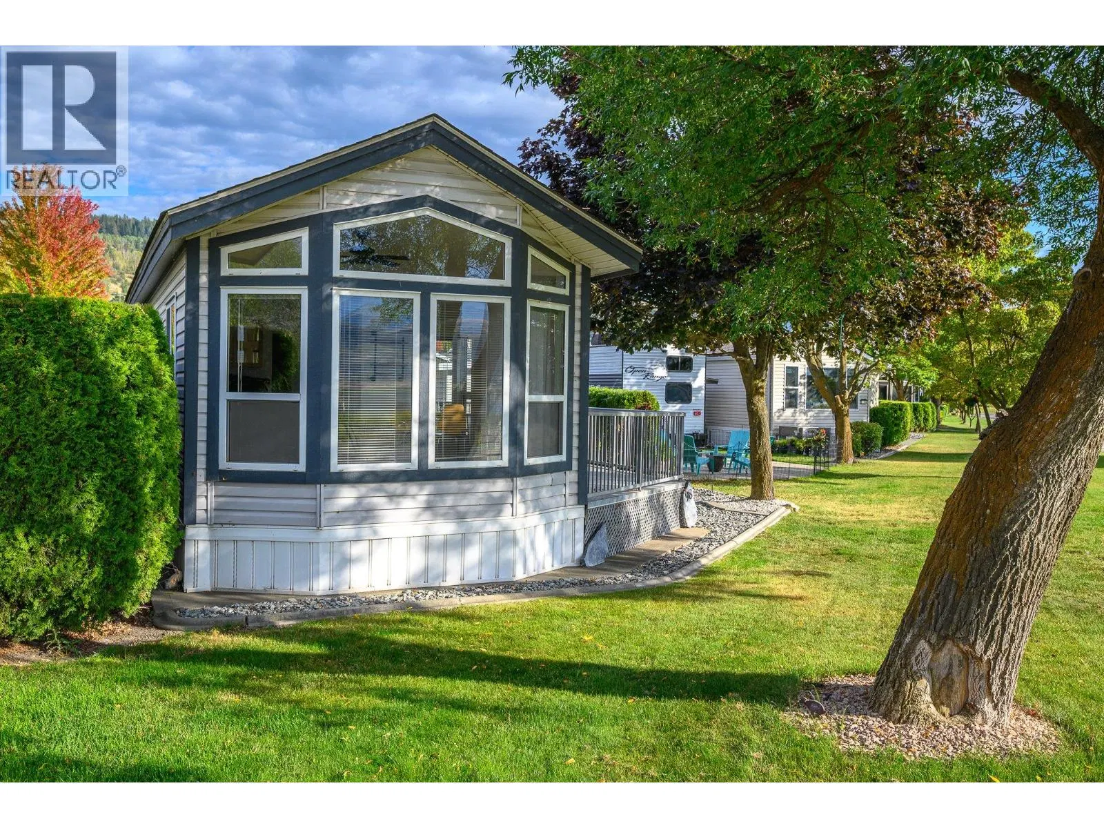 Photo 2 of 31 at #98 – 8000 Highland Road