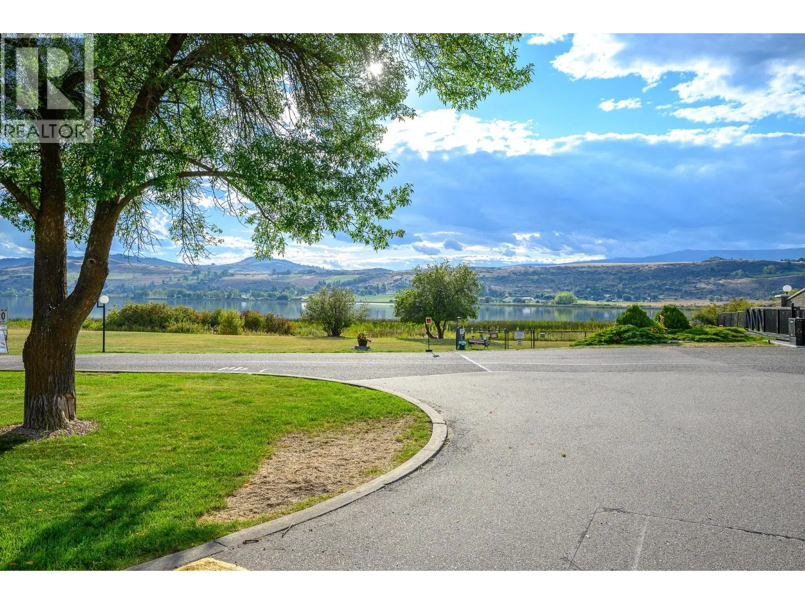 Photo 4 of 31 at #98 – 8000 Highland Road