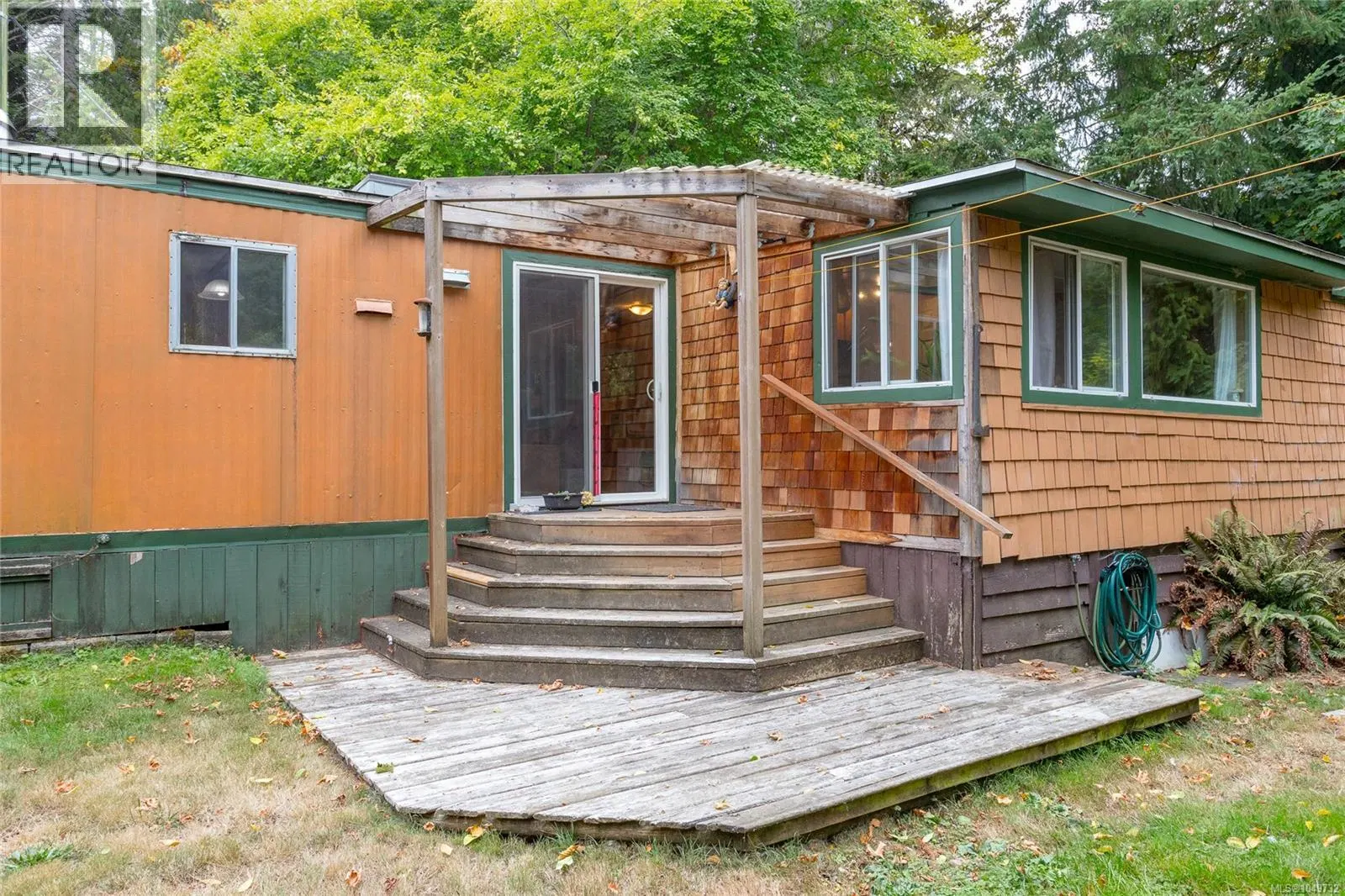 Photo 2 of 38 at #1 – 2670 Sooke River Road