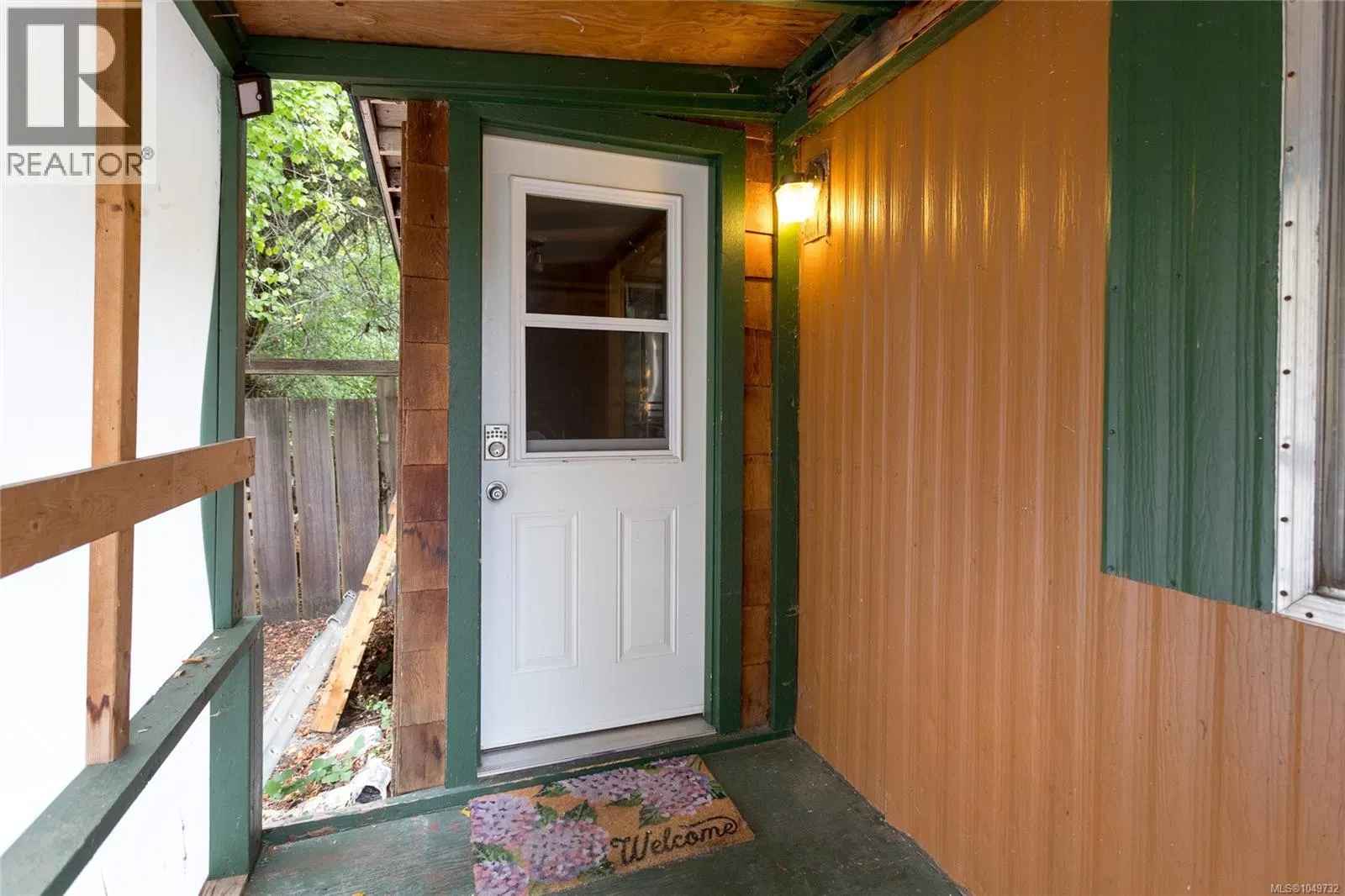 Photo 5 of 38 at #1 – 2670 Sooke River Road