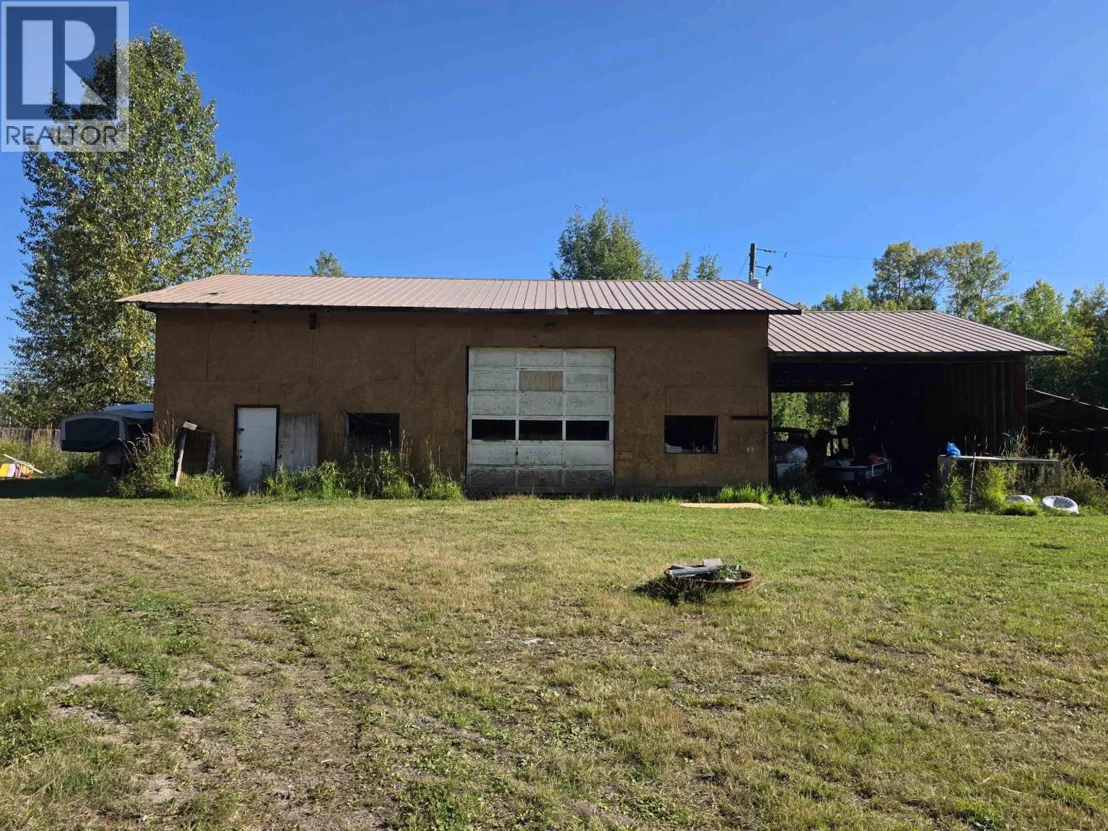 Photo 5 of 23 at 3680 SIMCOE Avenue