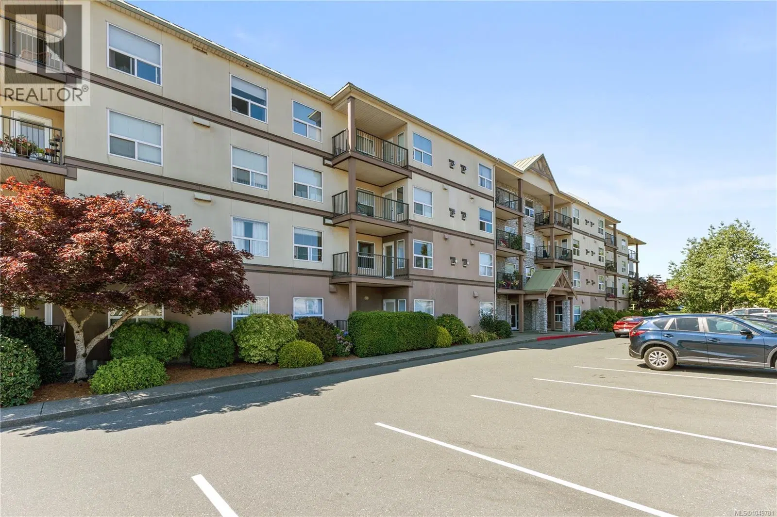 Photo 2 of 33 at #207 – 280 Dogwood Street