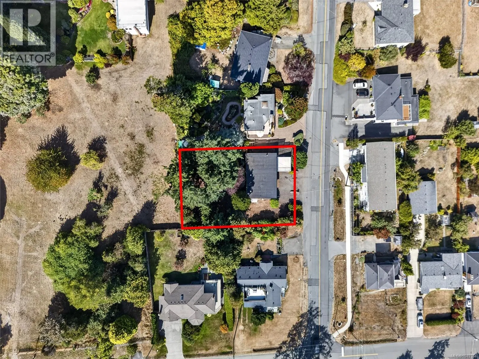 Photo 3 of 37 at 131 Milburn Drive
