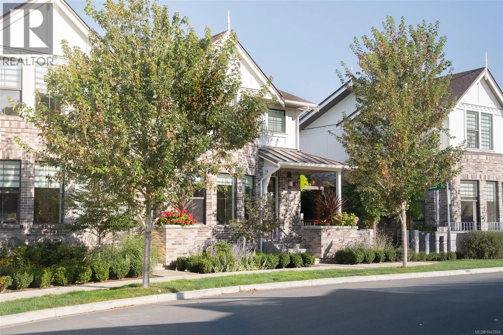 1048 Pentrelew Place