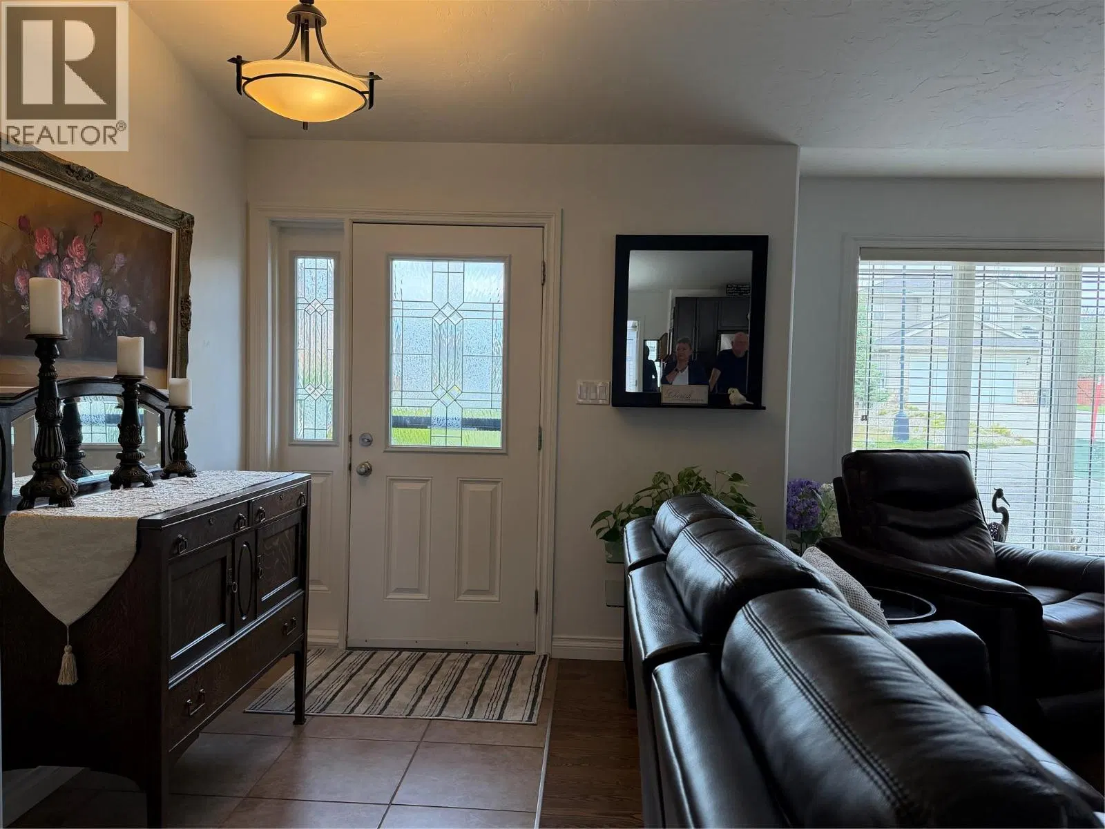 Photo 3 of 29 at 1841 87 Avenue