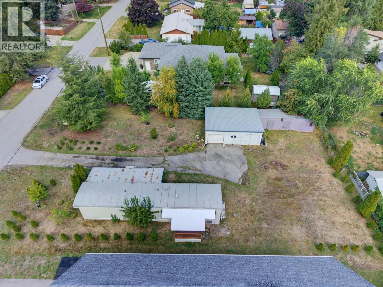 Photo 3 of 59 at 405 Gillis Avenue